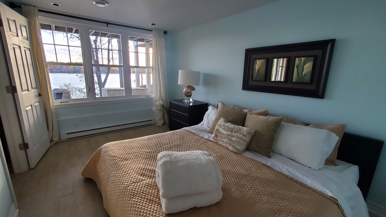 Photo of Bedroom in Saint-Andre-d'Argenteuil