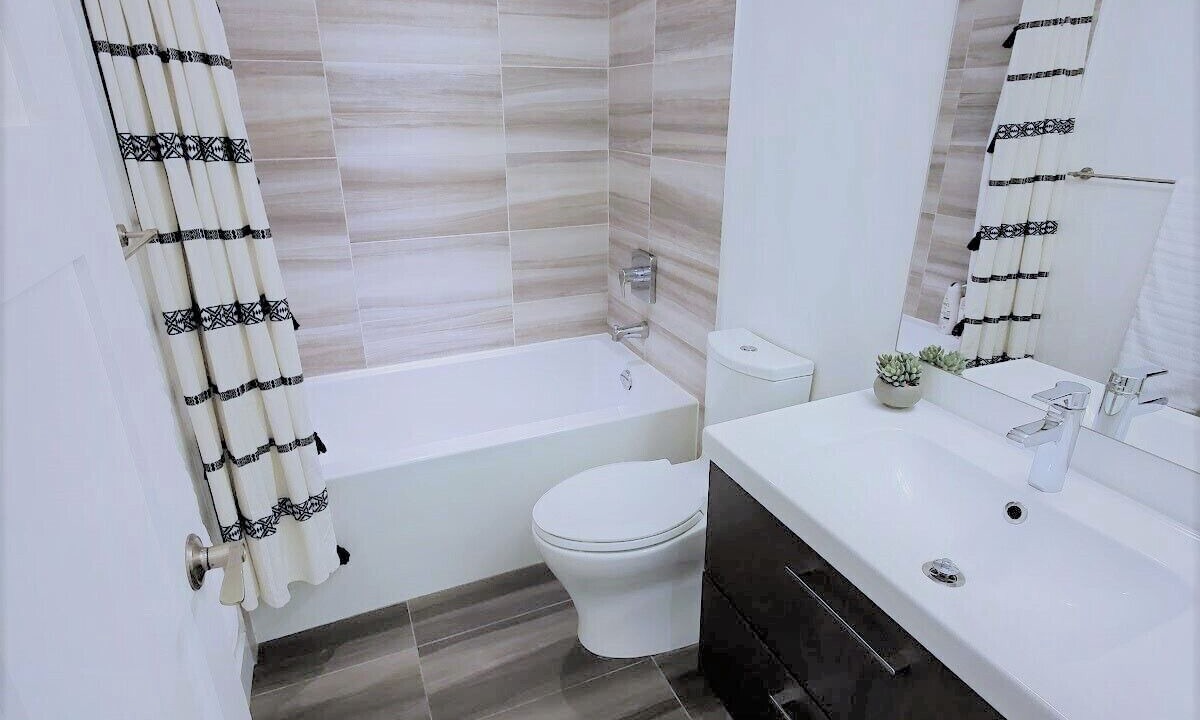 Photo of Bathroom in Kensington-Cedar Cottage