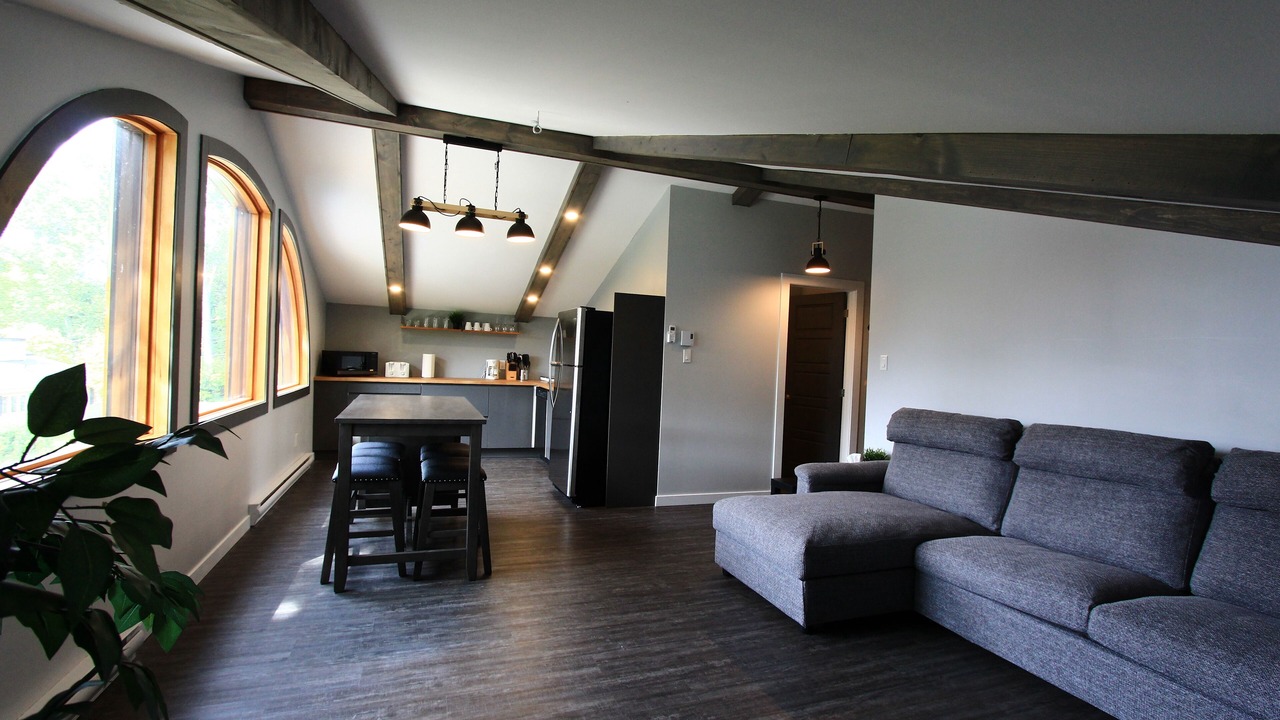 Photo of Livingroom in Val-des-Monts