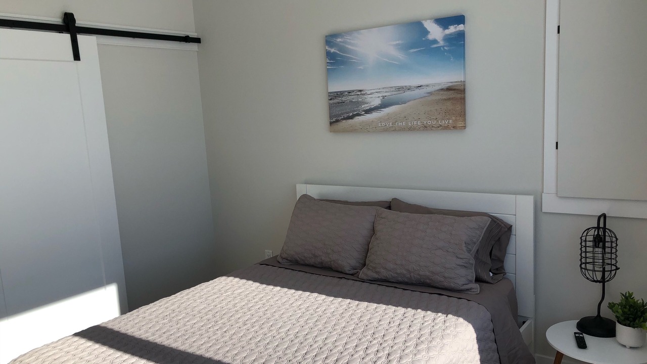 Photo of Bedroom in Brackley Beach