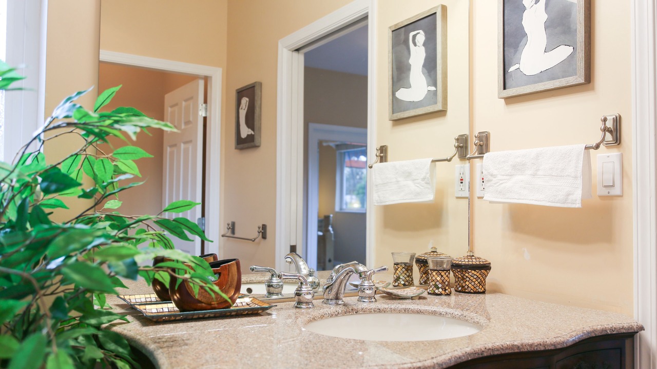 Photo of Bathroom in West Sechelt