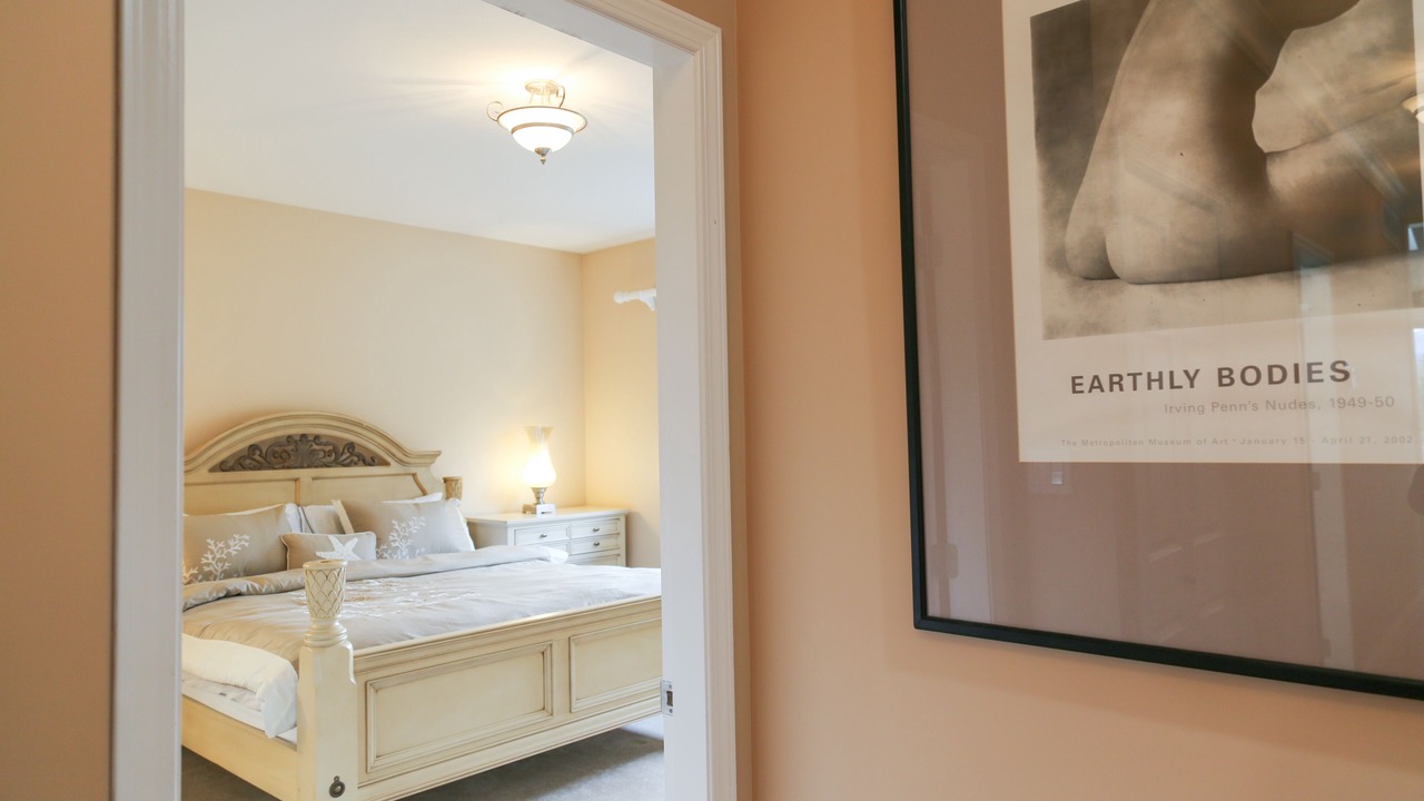 Photo of Bedroom in West Sechelt