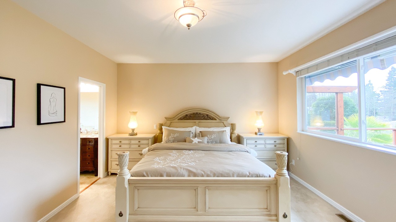 Photo of Bedroom in West Sechelt