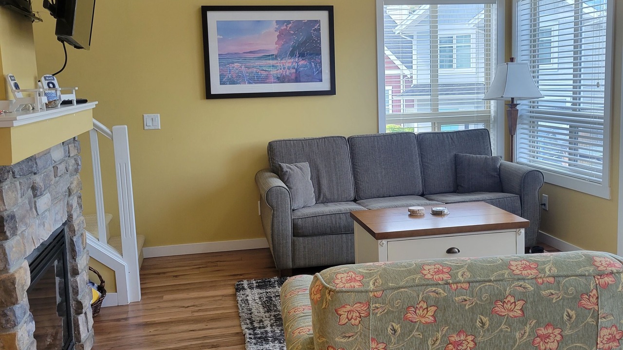 Photo of Livingroom in Central Okanagan