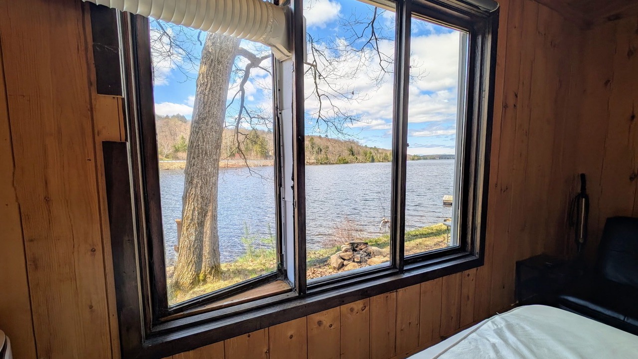 Photo of Bedroom in Algonquin Highlands