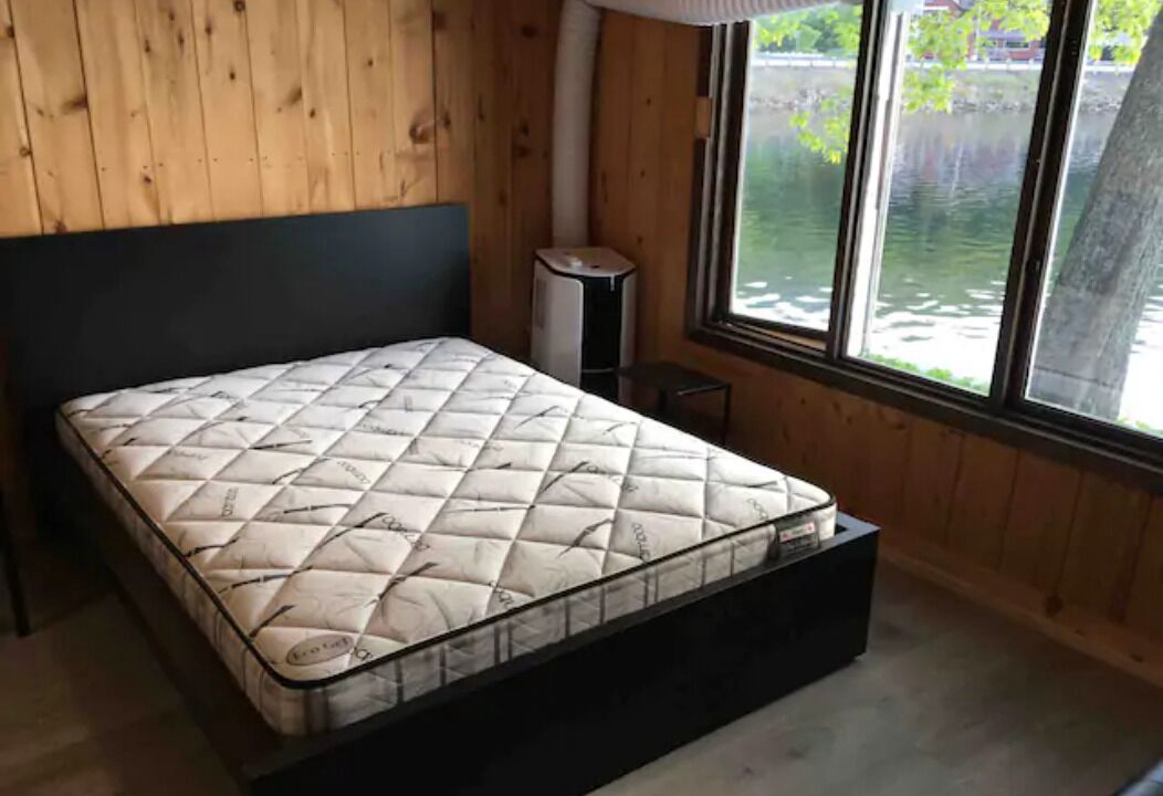 Photo of Bedroom in Algonquin Highlands