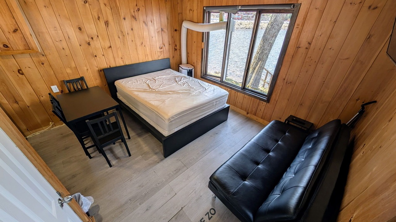 Photo of Bedroom in Algonquin Highlands