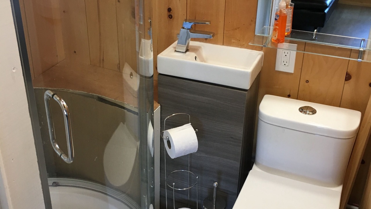 Photo of Bathroom in Algonquin Highlands