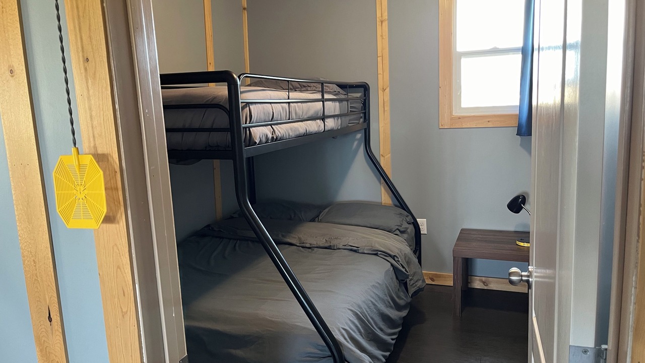 Photo of Bedroom in Onanole