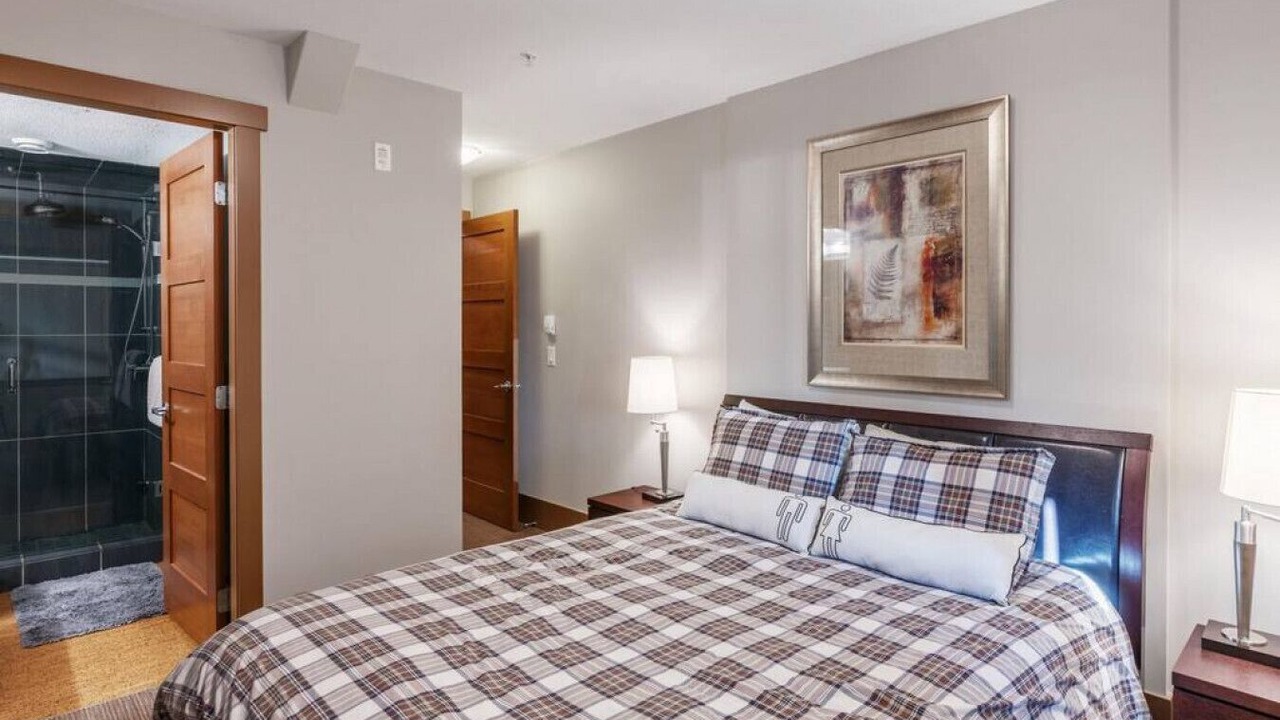 Photo of Bedroom in Big White Ski Resort