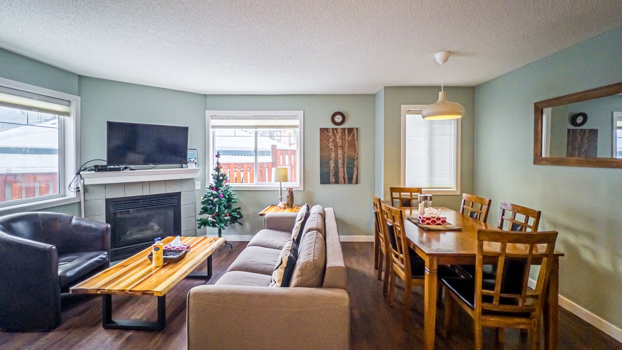 Photo of Livingroom in Harvie Heights