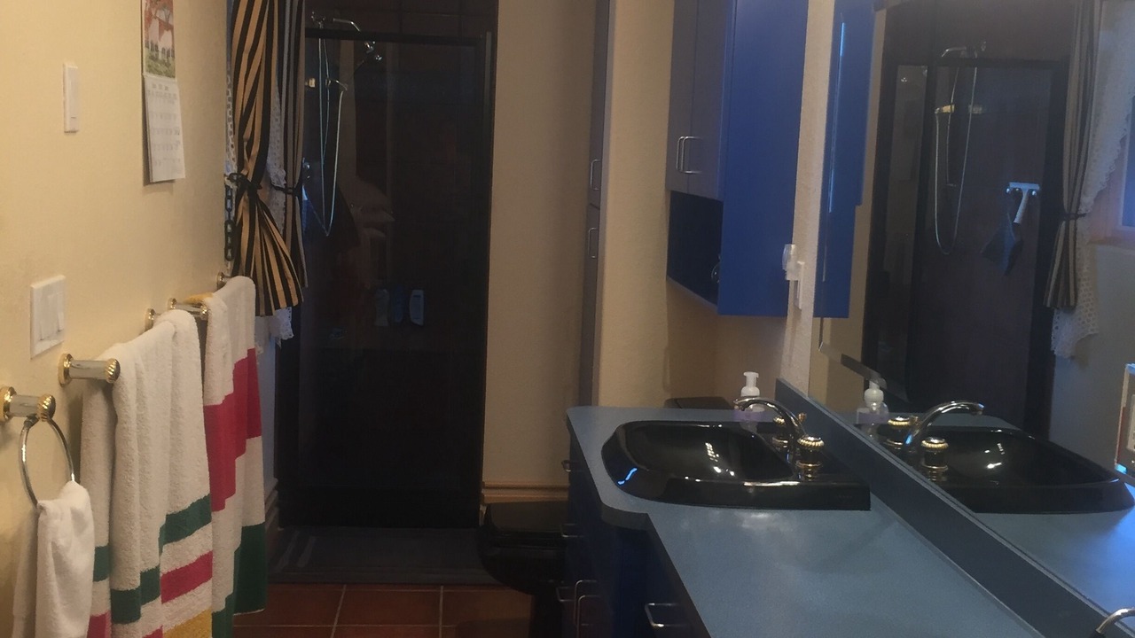 Photo of Bathroom in Blind Bay