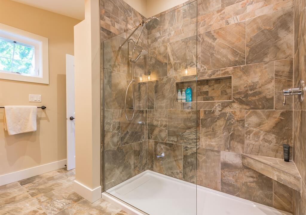 Photo of Bathroom in Sproat Lake