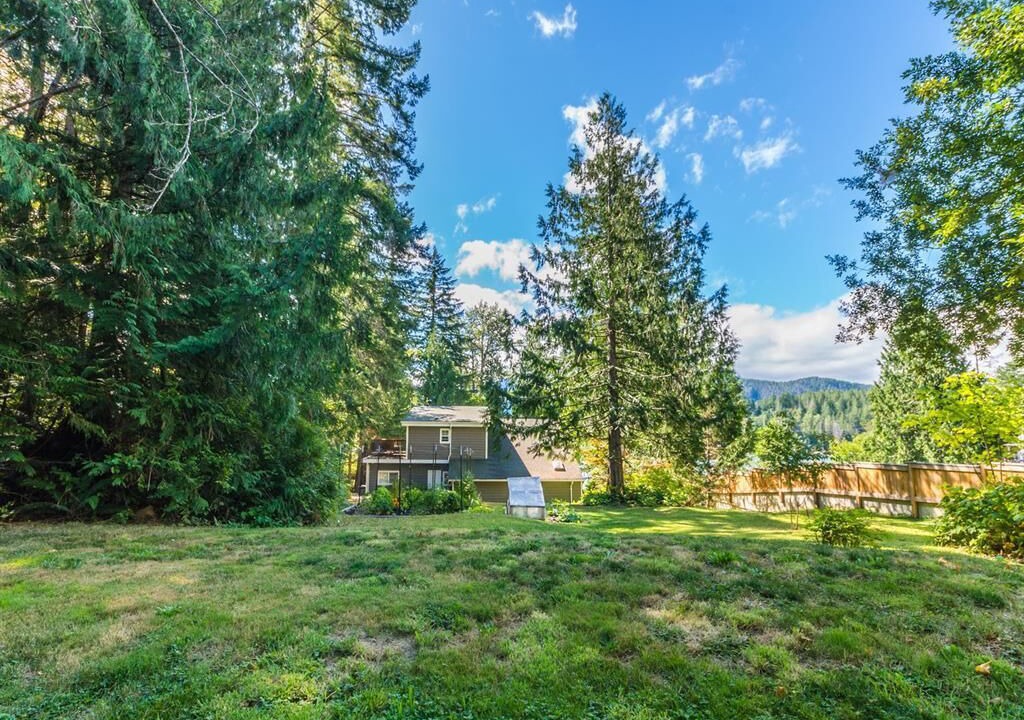 Photo of Outdoor in Sproat Lake