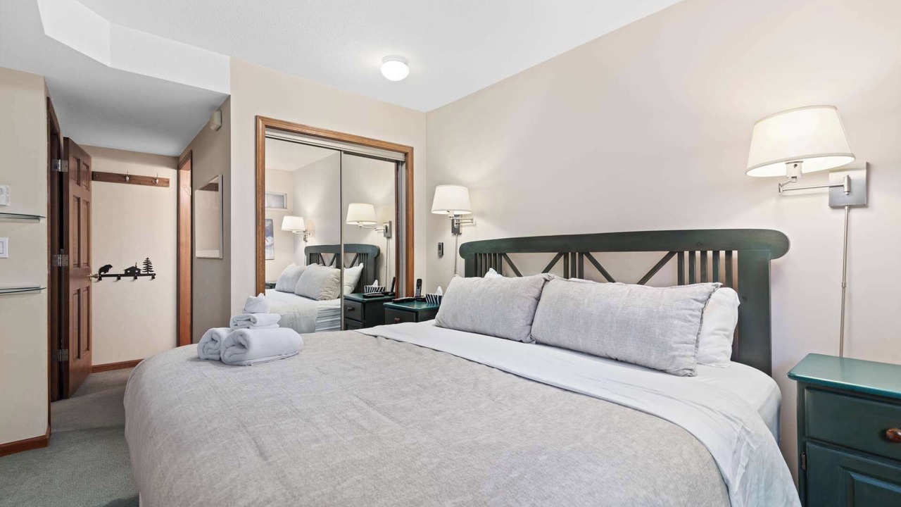 Photo of Bedroom in Whistler Cay Heights