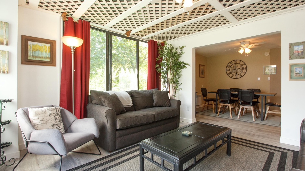 Photo of Bedroom in North Saanich
