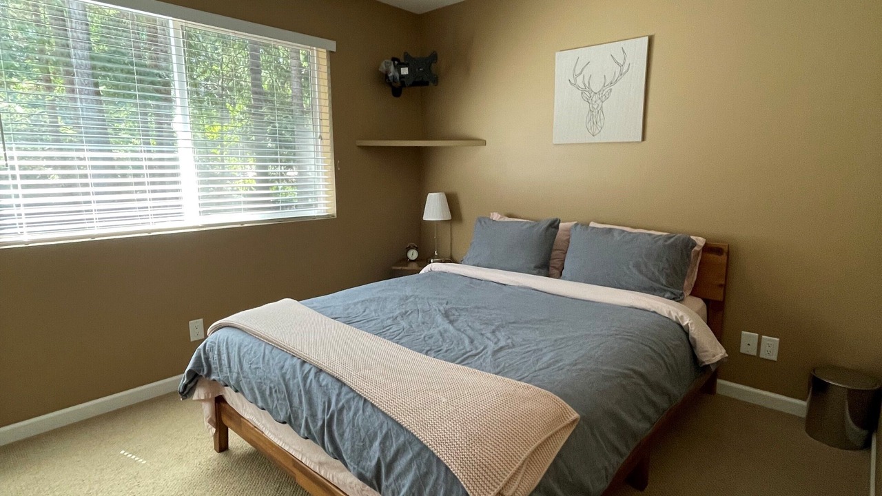 Photo of Bedroom in Swansea Point
