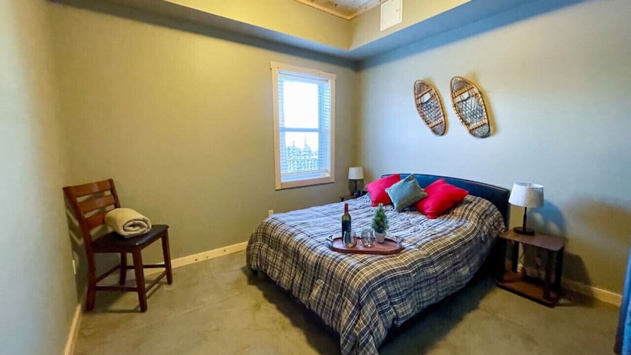 Photo of Bedroom in Okanagan-Similkameen