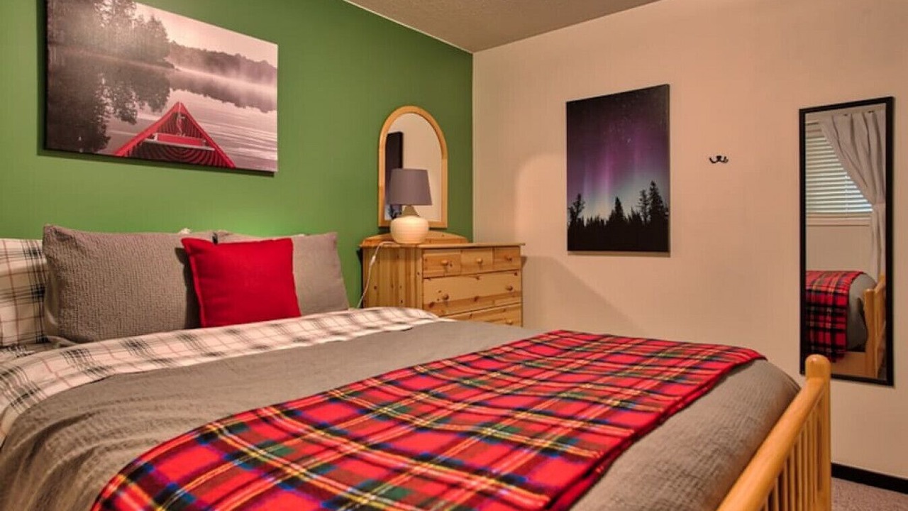 Photo of Bedroom in Okanagan-Similkameen