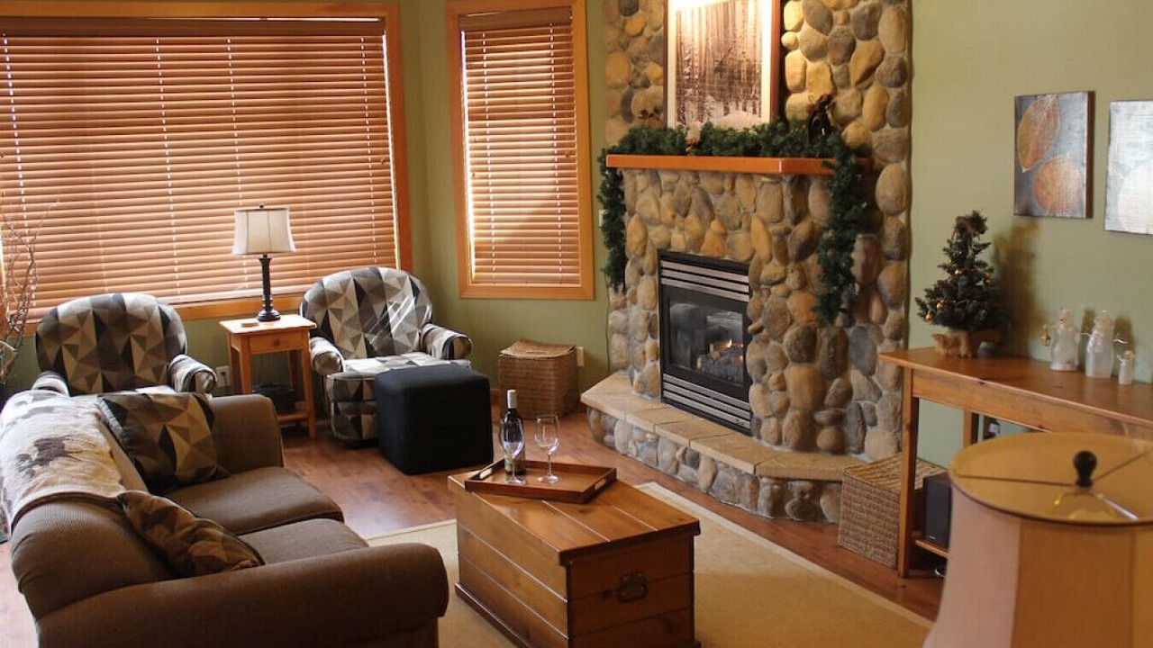 Photo of Livingroom in Okanagan-Similkameen
