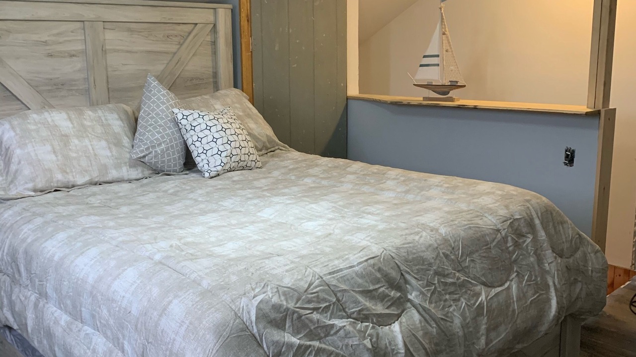 Photo of Bedroom in Harbourville