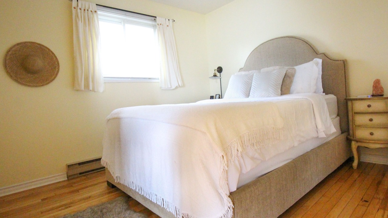 Photo of Bedroom in Meaford