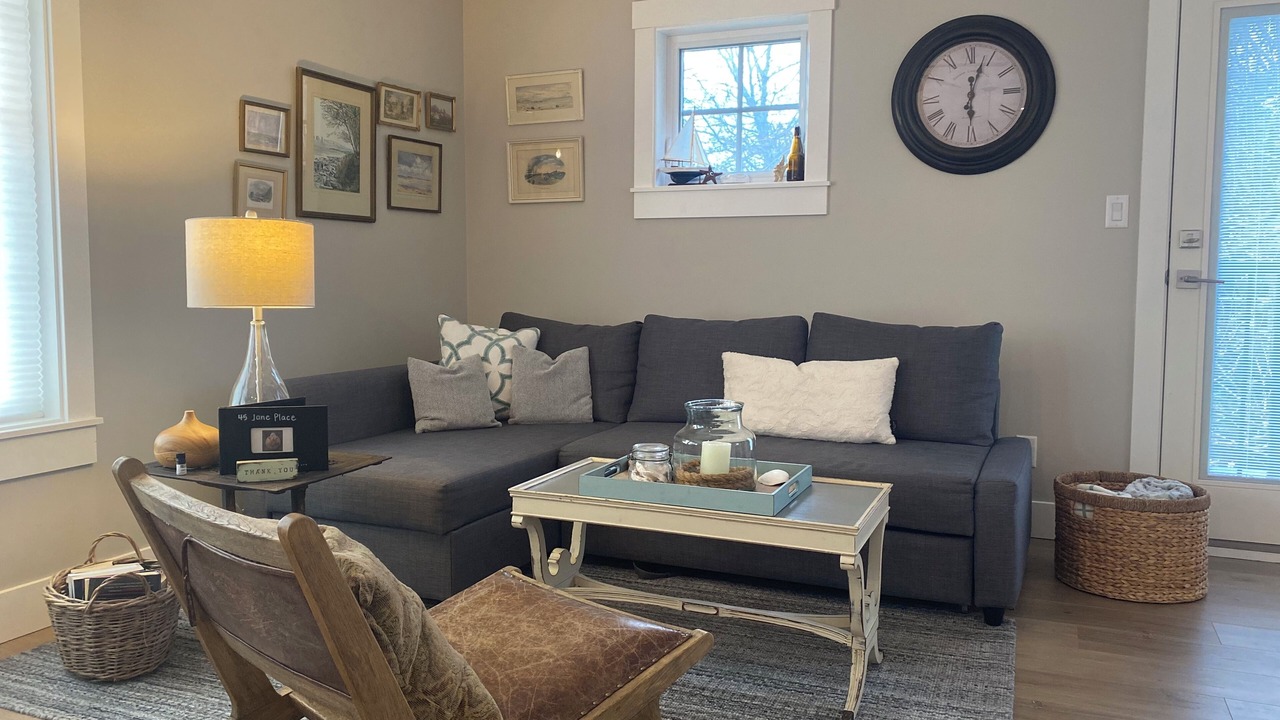 Photo of Livingroom in Comox