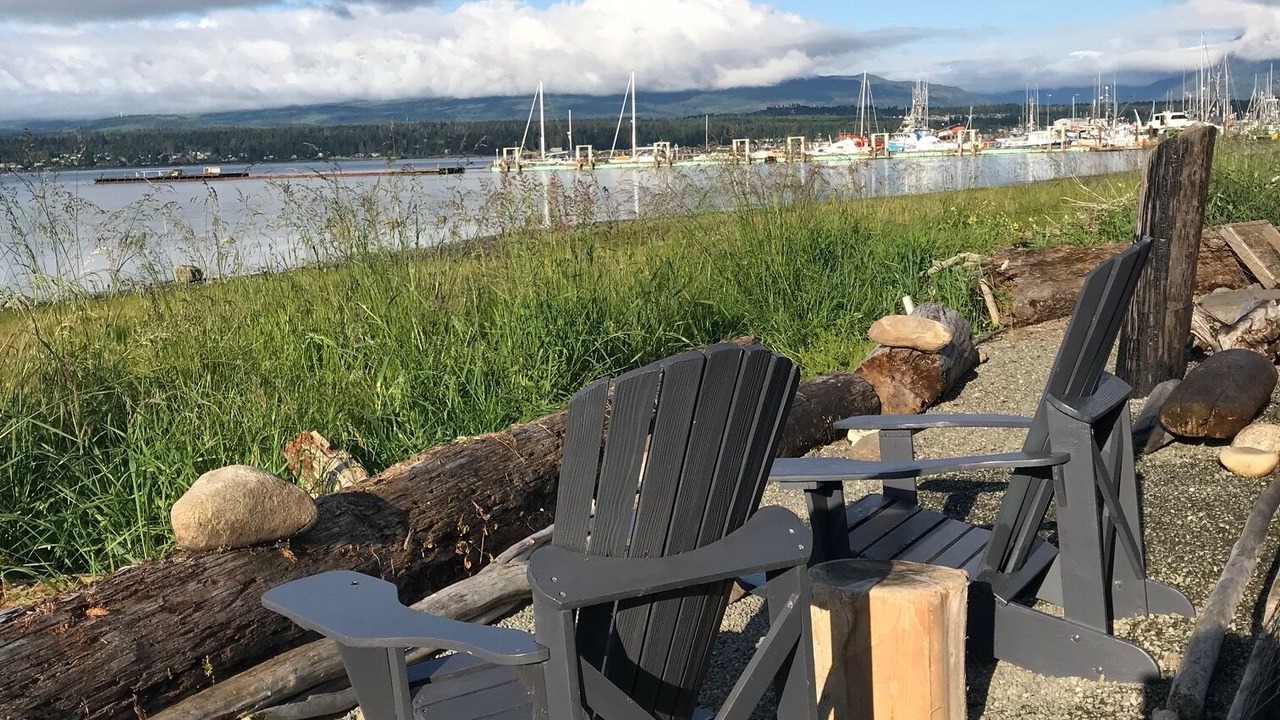 Photo of Others in Comox