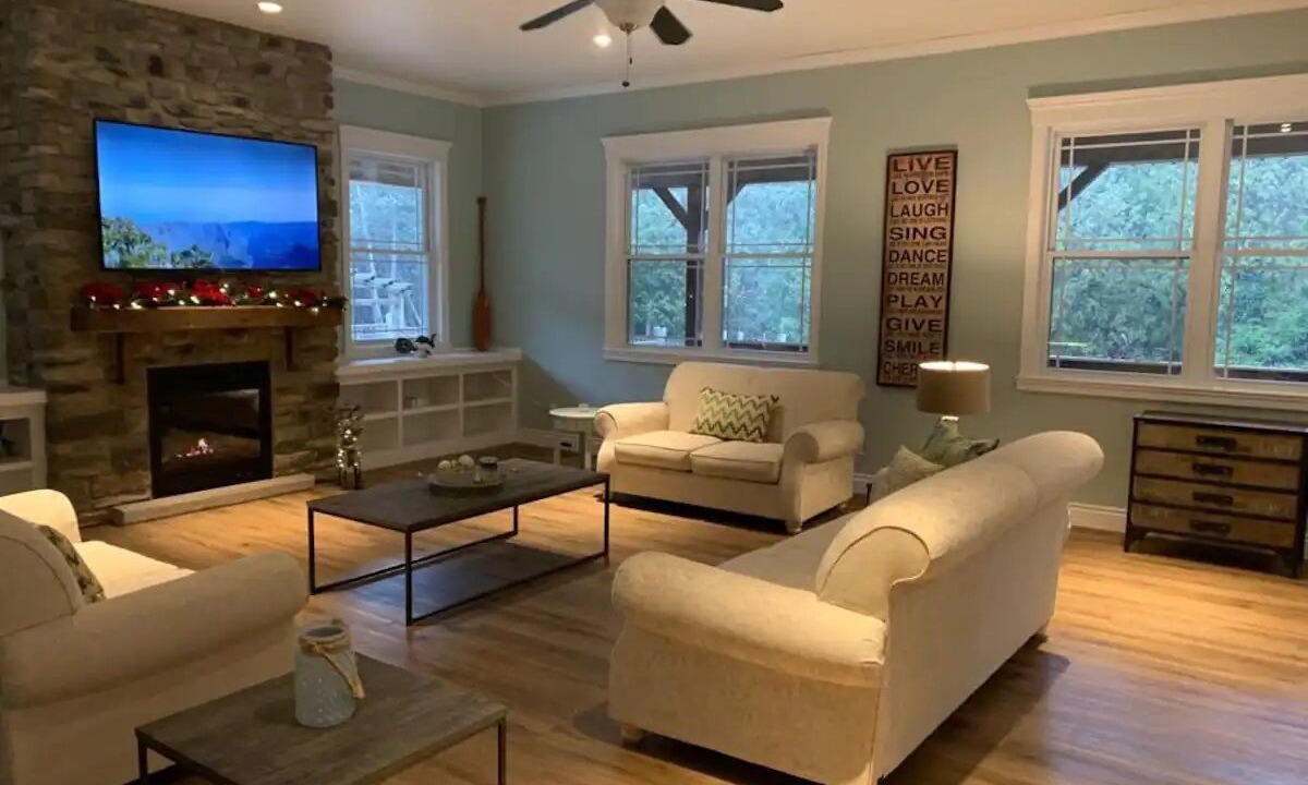 Photo of Livingroom in Lion's Head