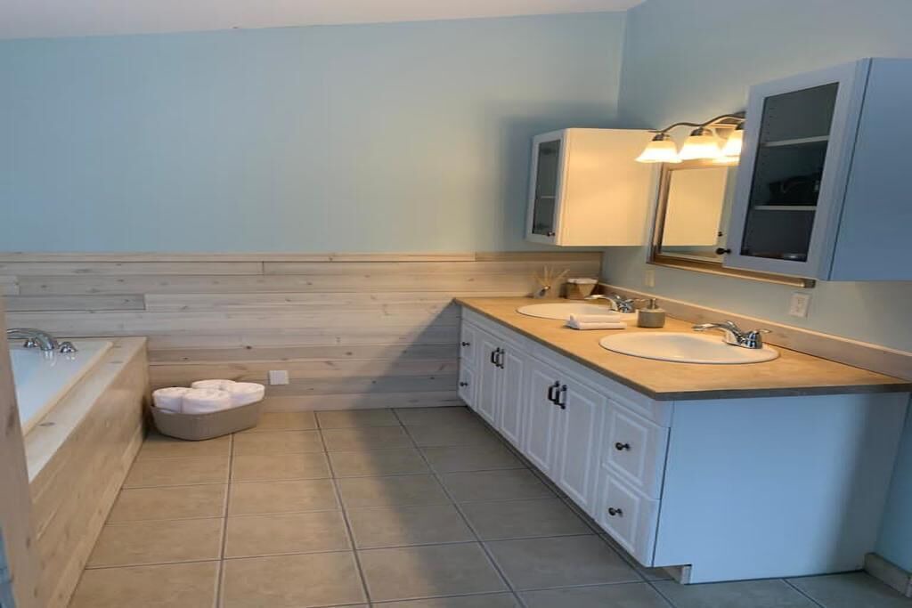 Photo of Bathroom in Lion's Head