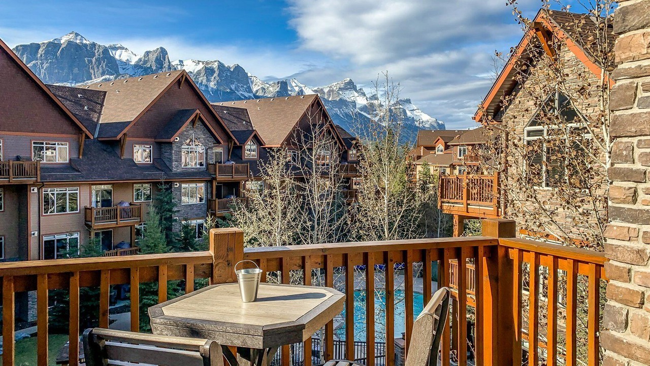 Photo of Patio Balcony in Canmore