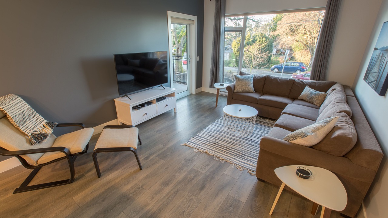 Photo of Livingroom in Saanich West