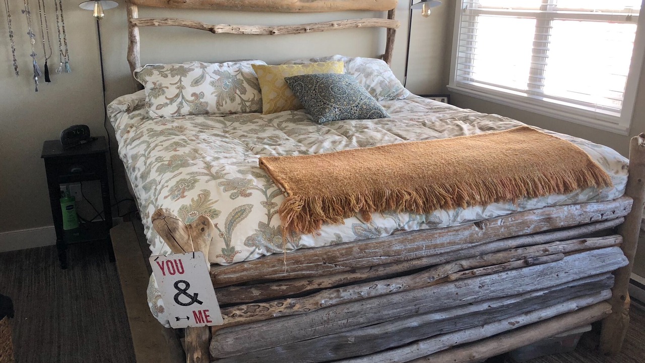 Photo of Bedroom in Delta