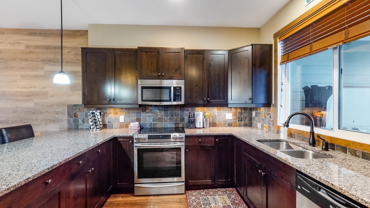 Photo of Kitchen in Snow Pine Estates