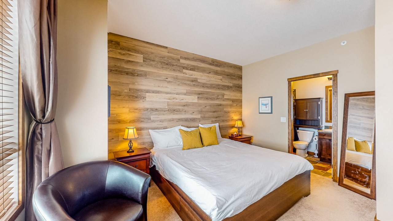 Photo of Bedroom in Snow Pine Estates