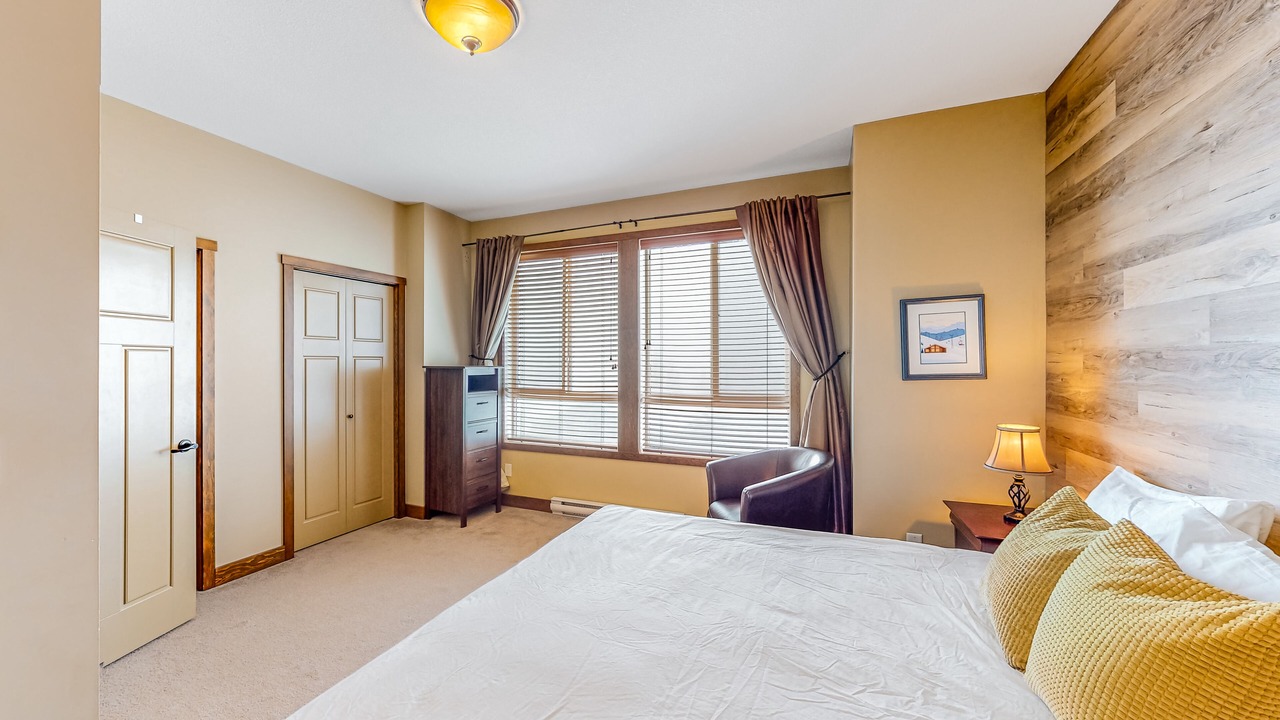 Photo of Bedroom in Snow Pine Estates