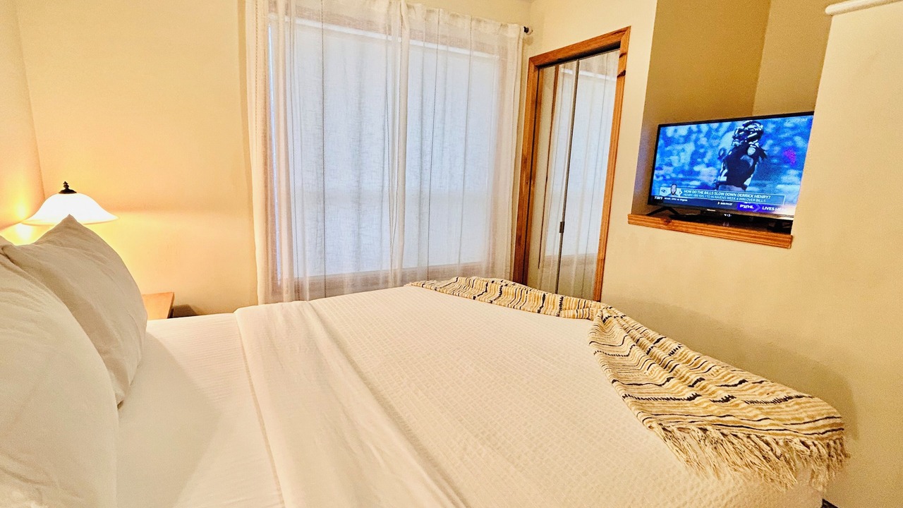 Photo of Bedroom in Harvie Heights