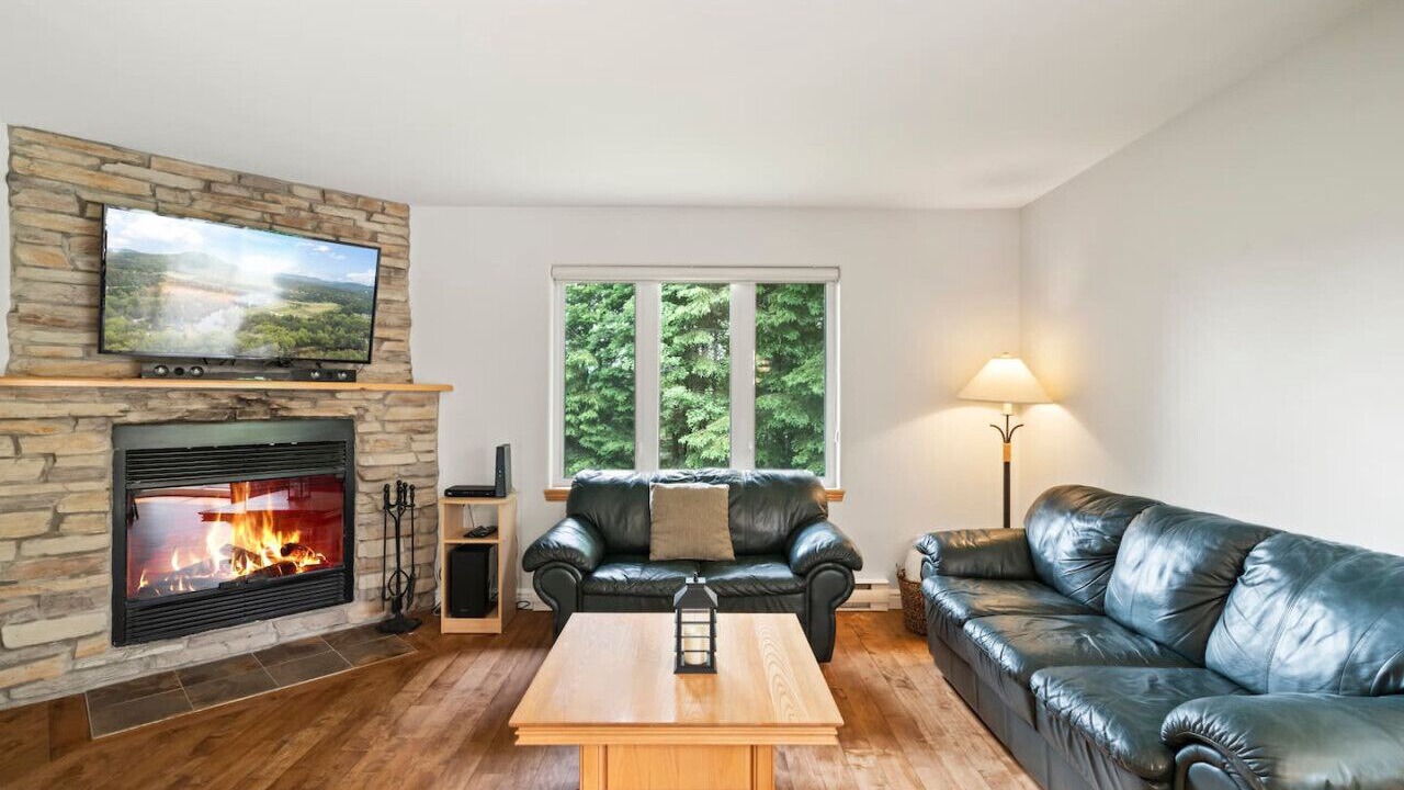 Photo of Livingroom in Mont-Tremblant