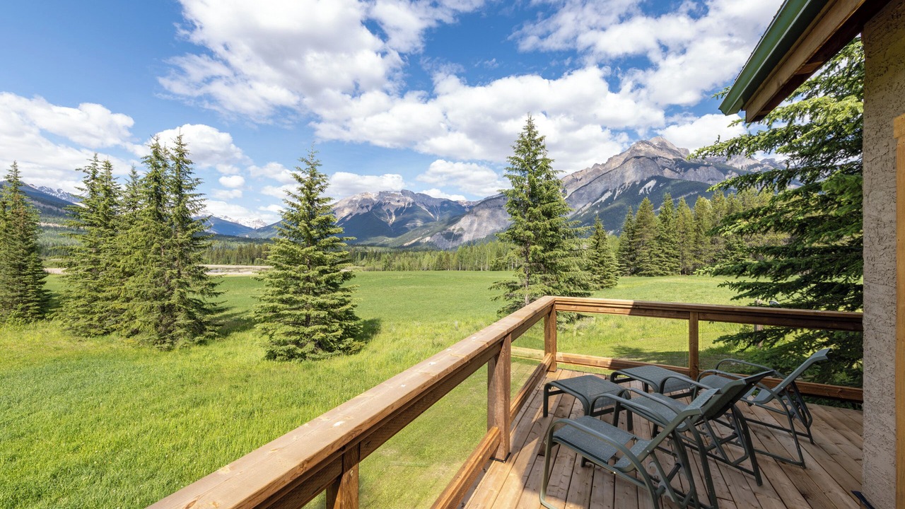 Photo of Outdoor in Blaeberry