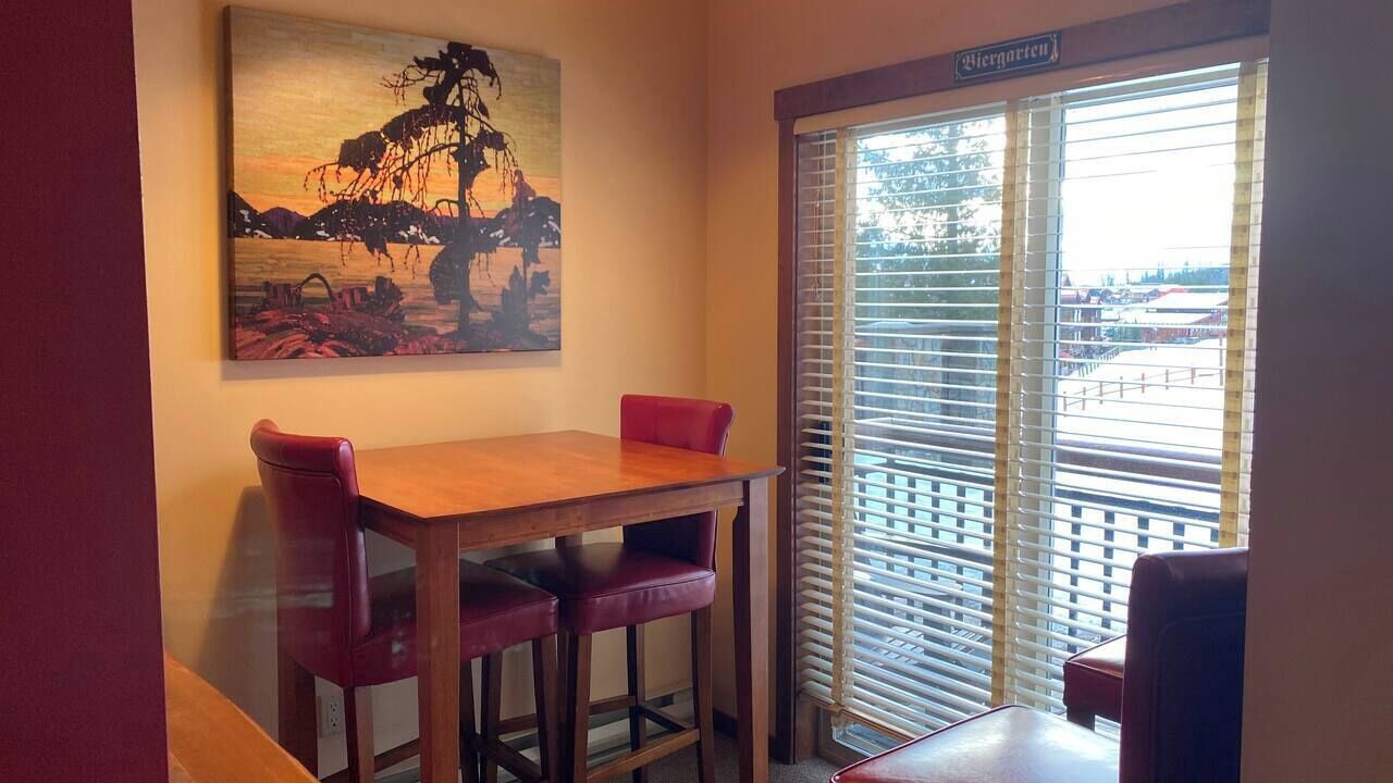 Photo of Patio Balcony in East Kootenay