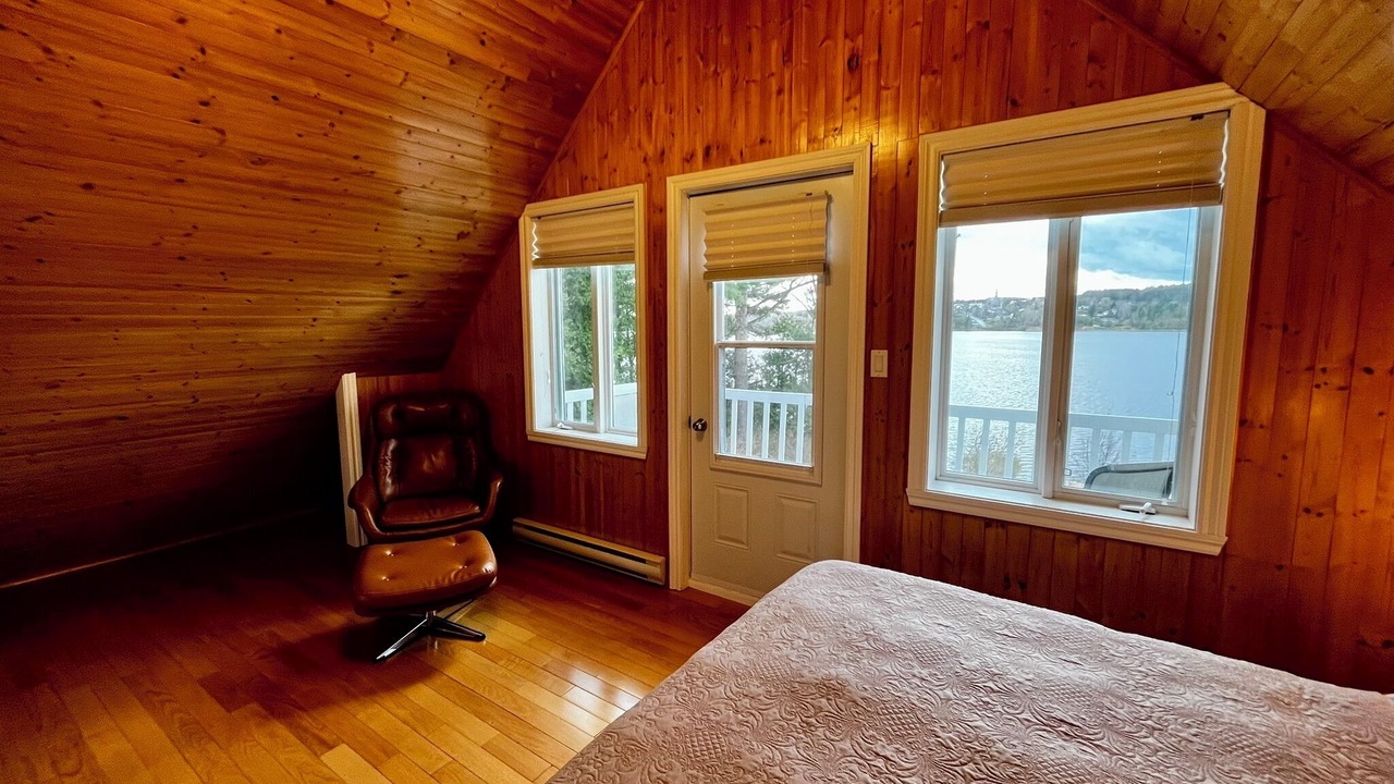 Photo of Bedroom in Saint-Francois-Xavier-de-Brompton