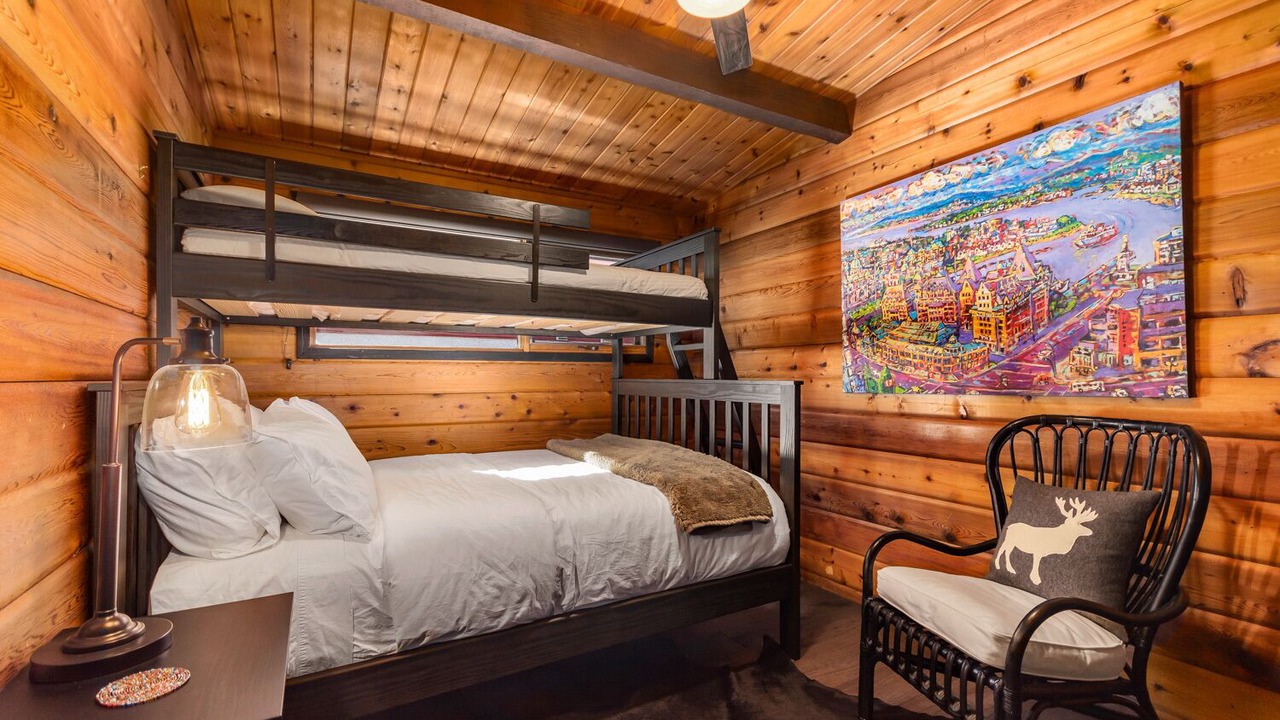 Photo of Bedroom in Banff