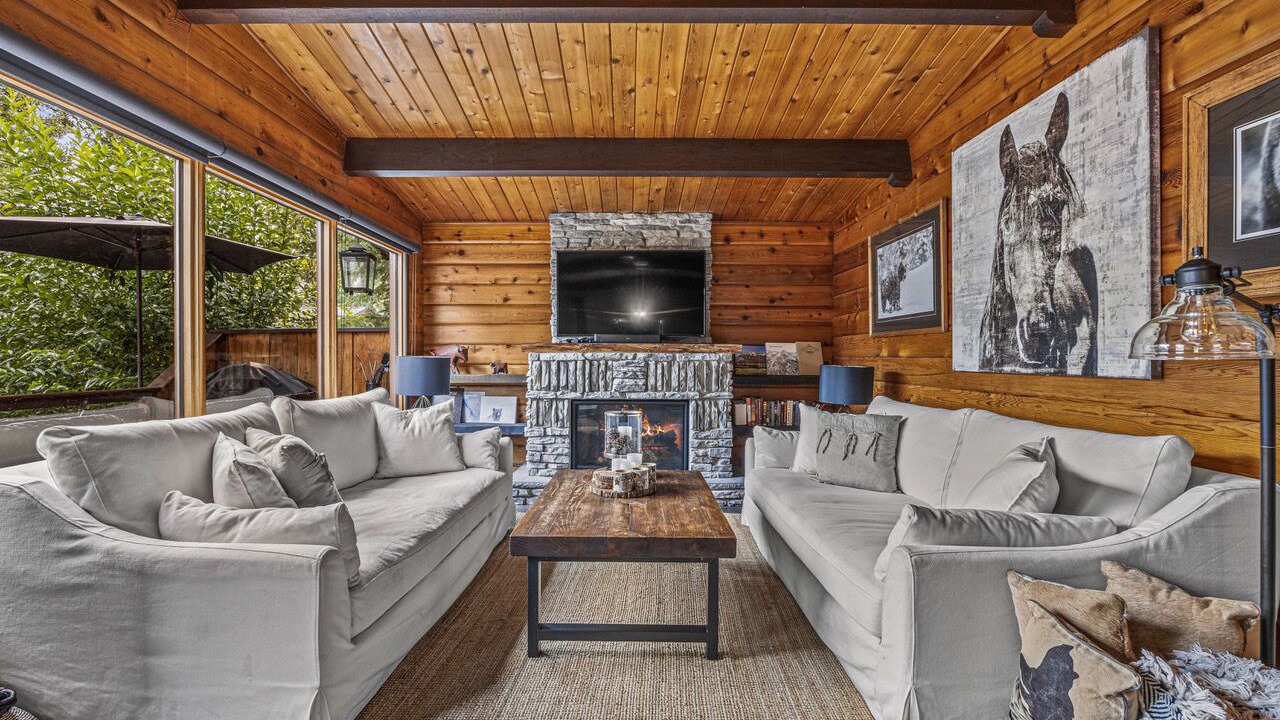 Photo of Livingroom in Banff