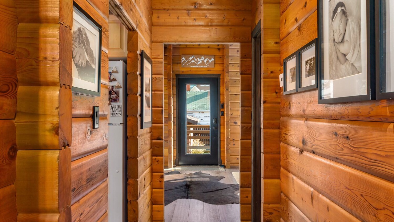 Photo of Bathroom in Banff
