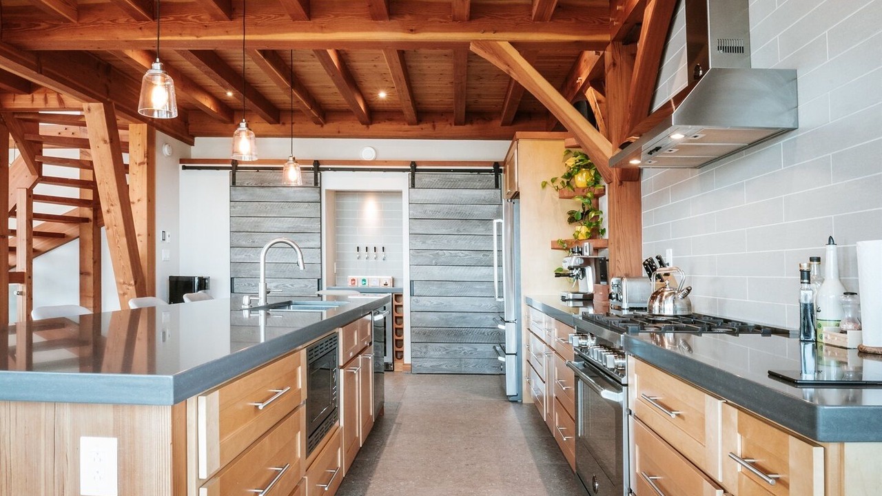 Photo of Kitchen in Revelstoke