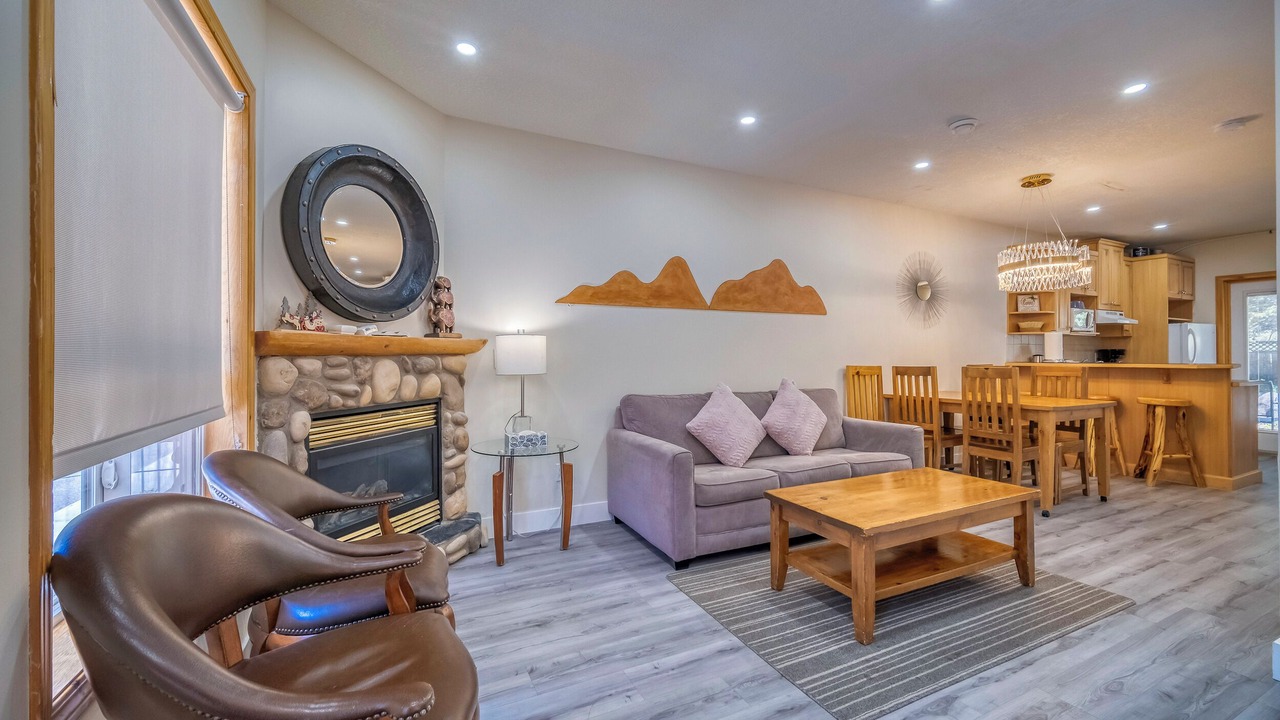 Photo of Livingroom in Harvie Heights