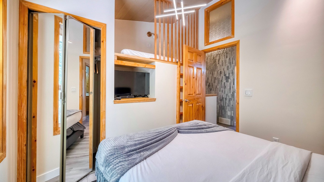 Photo of Bedroom in Harvie Heights