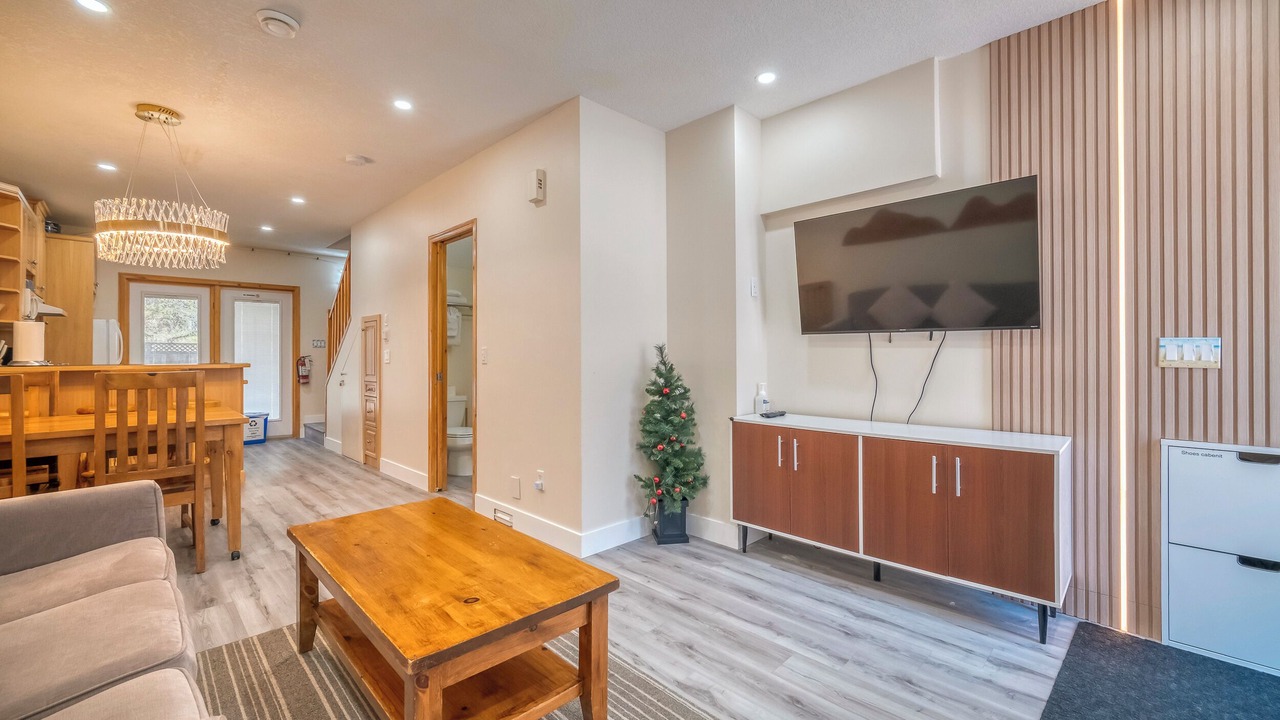 Photo of Livingroom in Harvie Heights