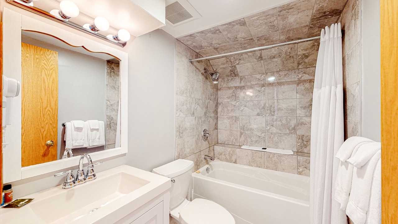 Photo of Bathroom in The Blue Mountains