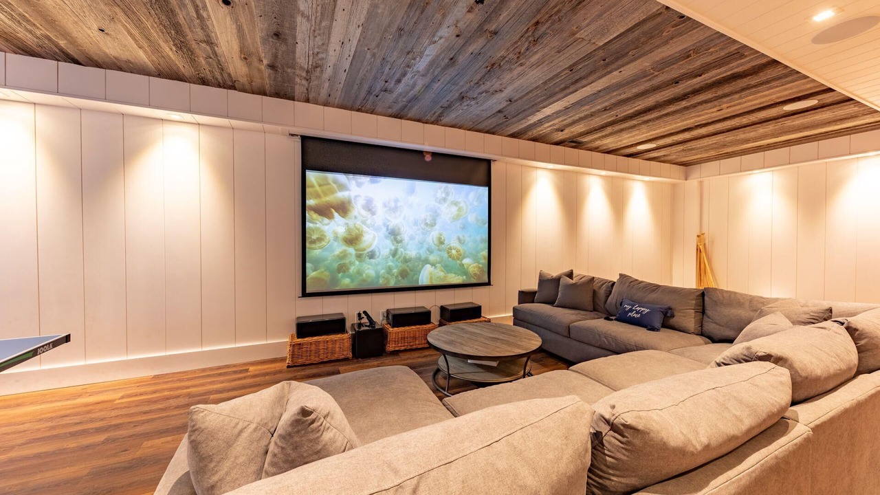 Photo of Bedroom in Muskoka Lakes